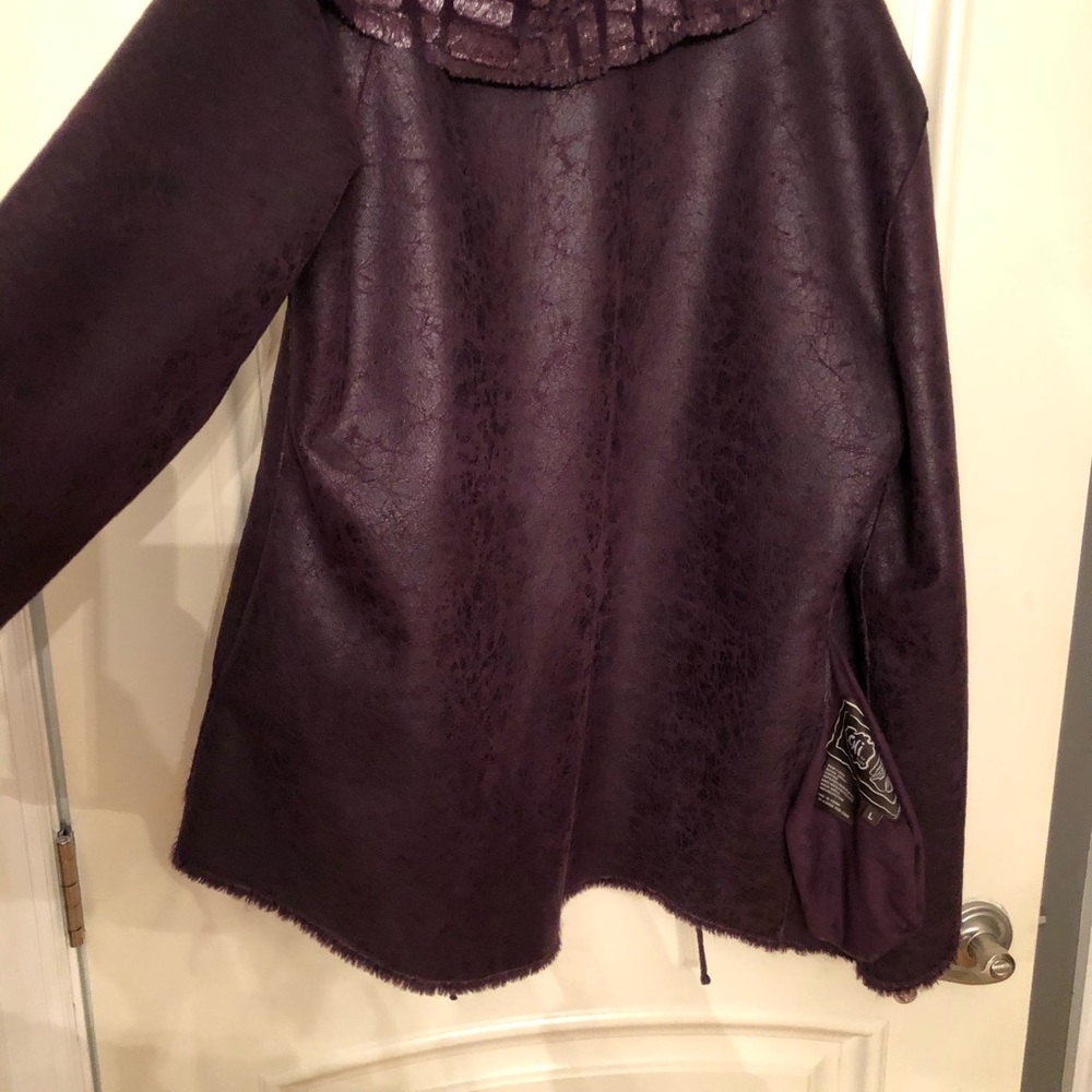 Faux shearling jacket - Picture 5 of 8